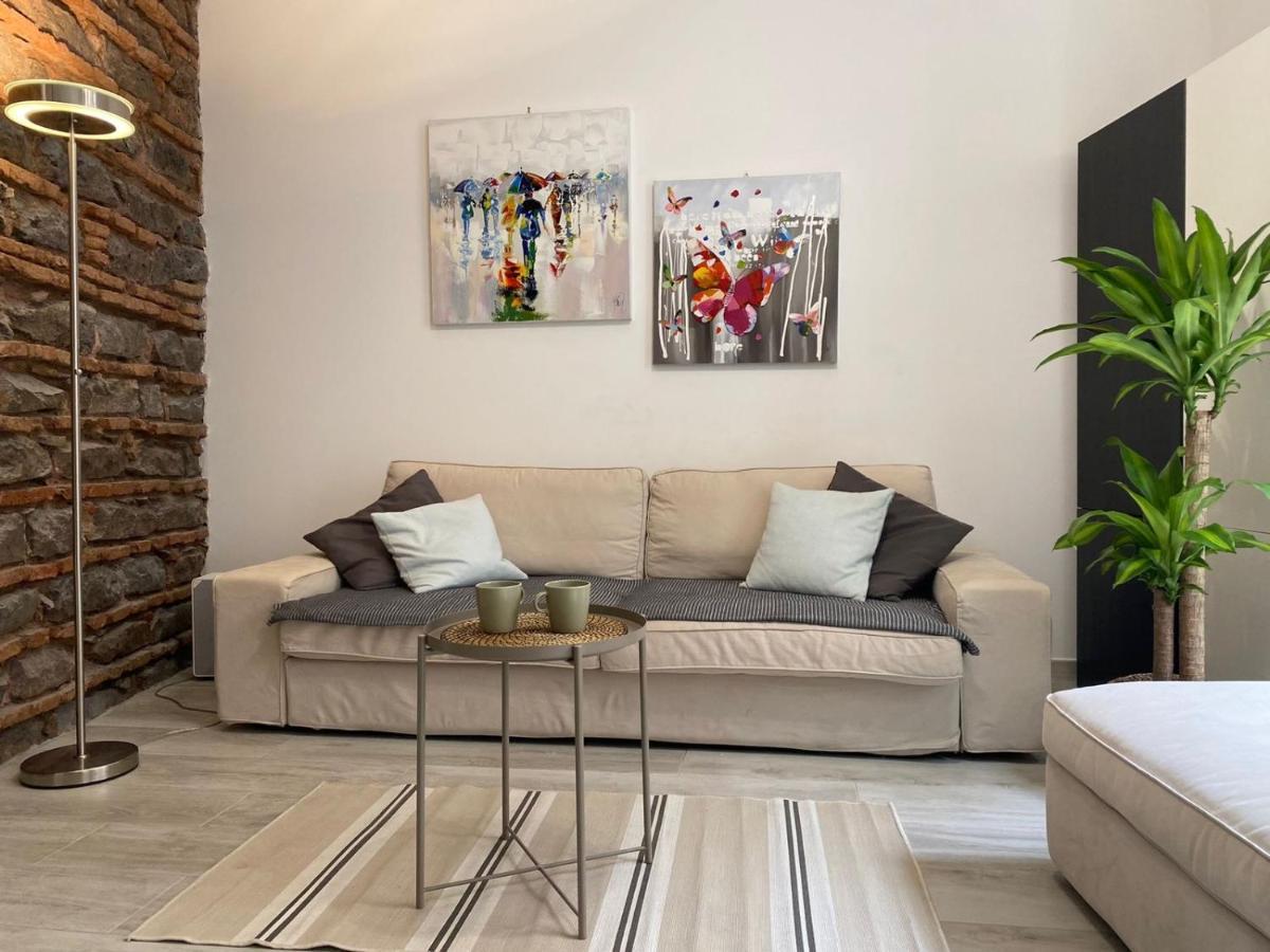 Apartment Alfonzetti-5 Min Walk To Central Train And Bus Station كاتانيا المظهر الخارجي الصورة