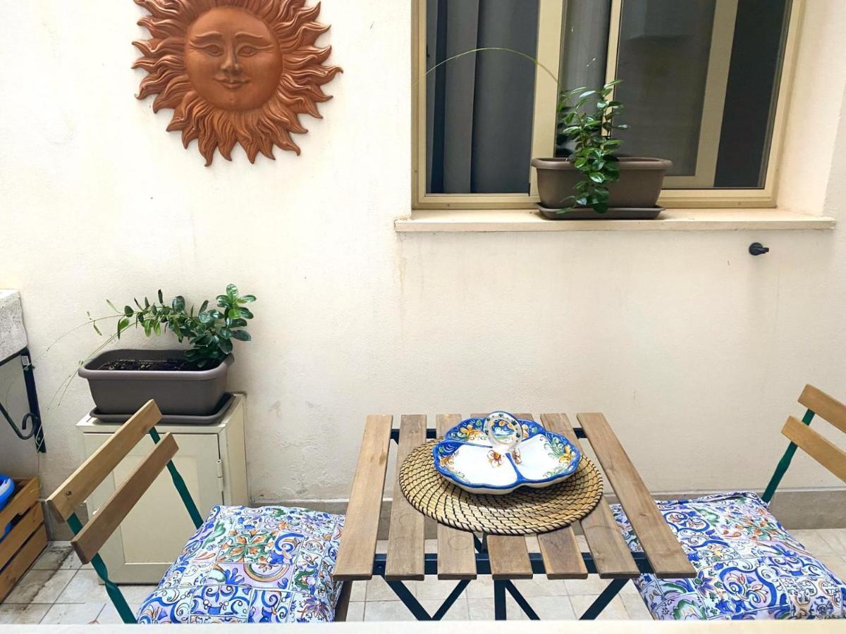 Apartment Alfonzetti-5 Min Walk To Central Train And Bus Station كاتانيا المظهر الخارجي الصورة